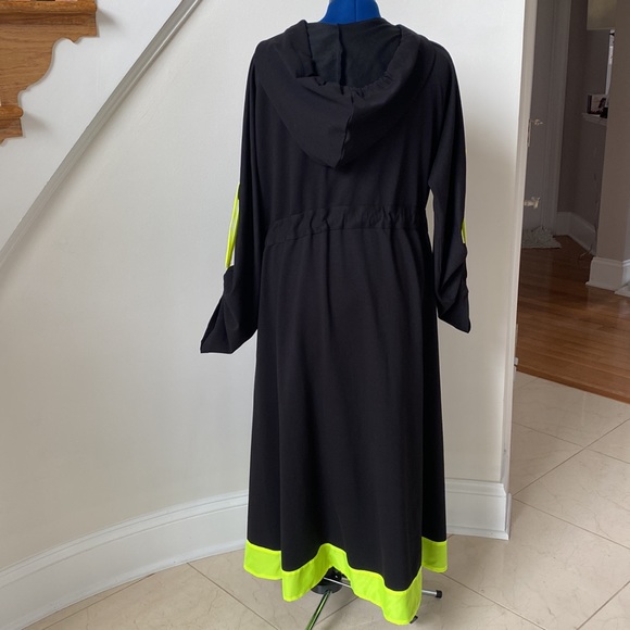 Metamorphoza Jacket/Dress - Picture 12 of 15